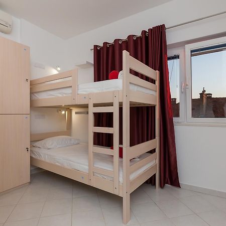 Hostel Free Bird (Adults Only) Dubrovnik Eksteriør bilde