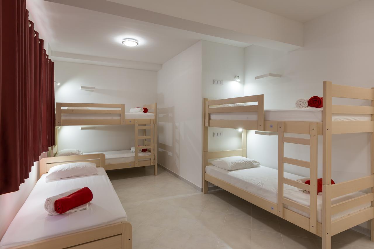 Hostel Free Bird (Adults Only) Dubrovnik Eksteriør bilde