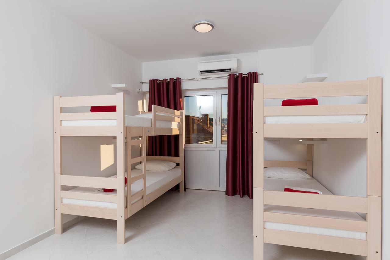 Hostel Free Bird (Adults Only) Dubrovnik Eksteriør bilde