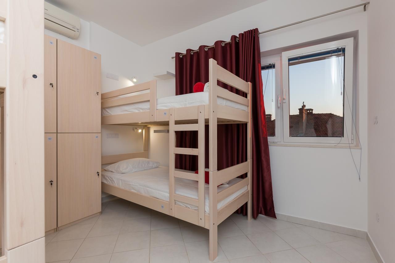 Hostel Free Bird (Adults Only) Dubrovnik Eksteriør bilde