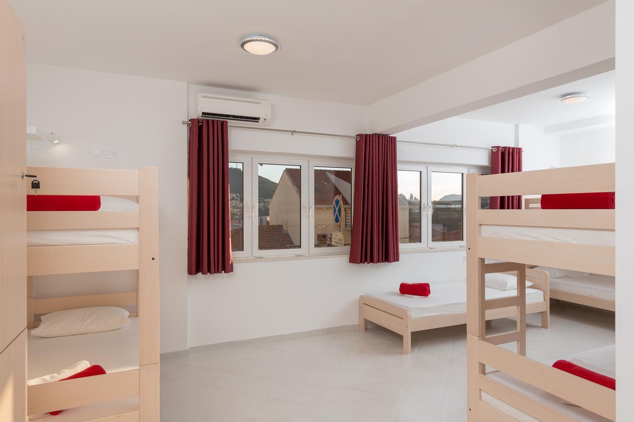 Hostel Free Bird (Adults Only) Dubrovnik Eksteriør bilde