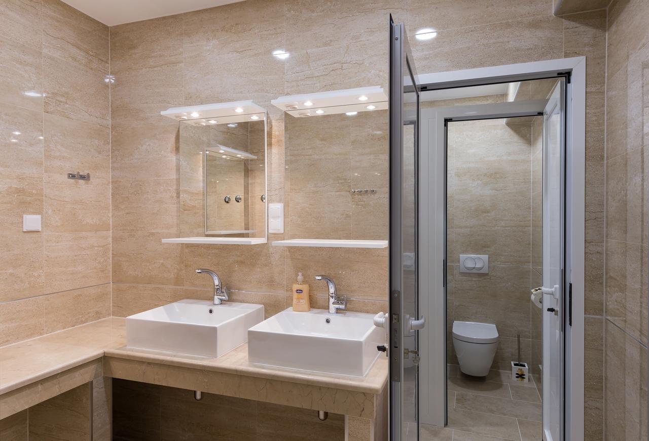 Hostel Free Bird (Adults Only) Dubrovnik Eksteriør bilde